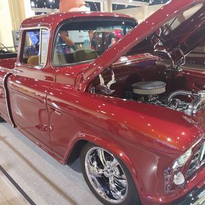 Meet your Posher, Nicky